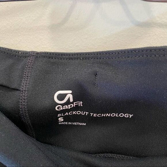 Gap Fit blackout technology workout leggings small - Picture 6 of 7